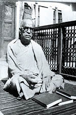 Srila Prabhupada on his Godbrothers
