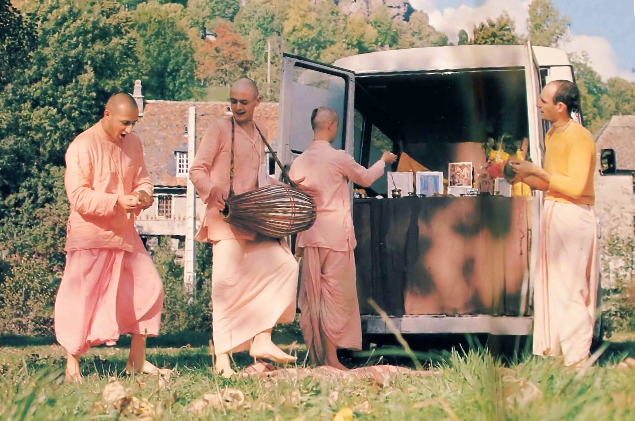French ISKCON Sankirtan devotees having Kirtan at the back of their sankirtan van