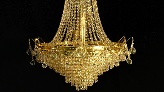 The Universe Is Not Chandelier Shaped, Chandelier Means What In English